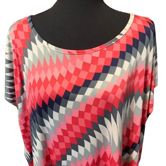 MOA USA women’s plus top geometric retro pattern long tunic - Picture 8 of 8